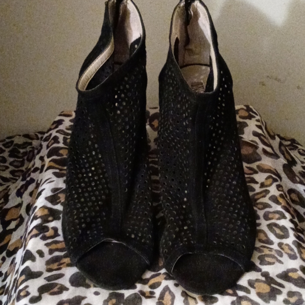 Booties - Picture 2 of 3